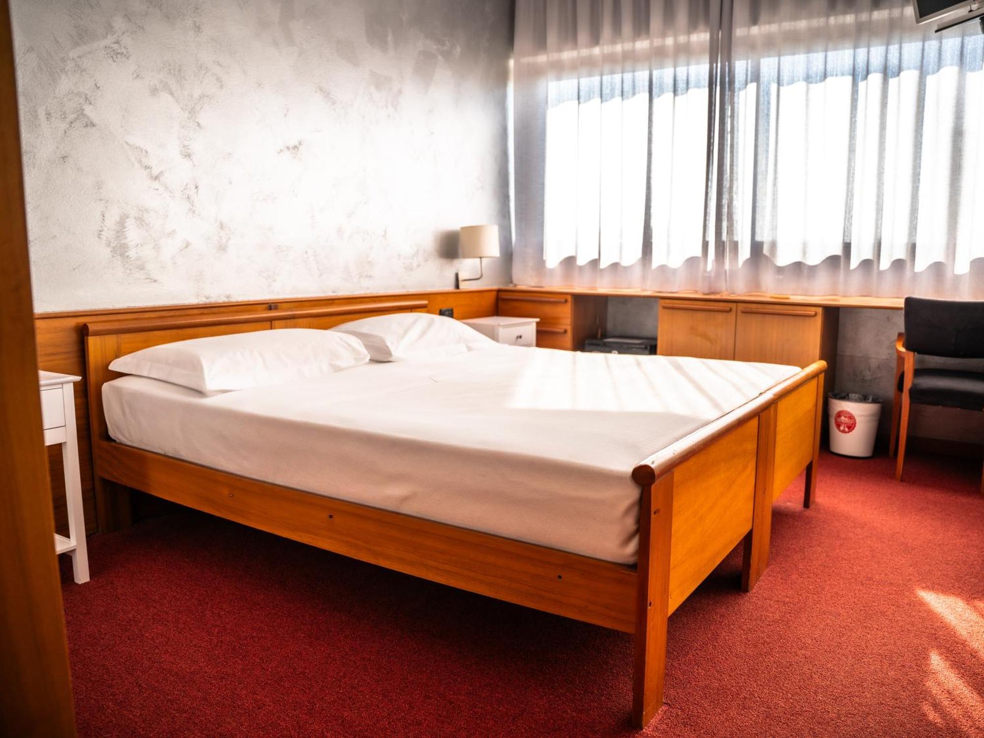 Hotel Valpolicella International Сан-Пьетро-ин-Карьяно Экстерьер фото