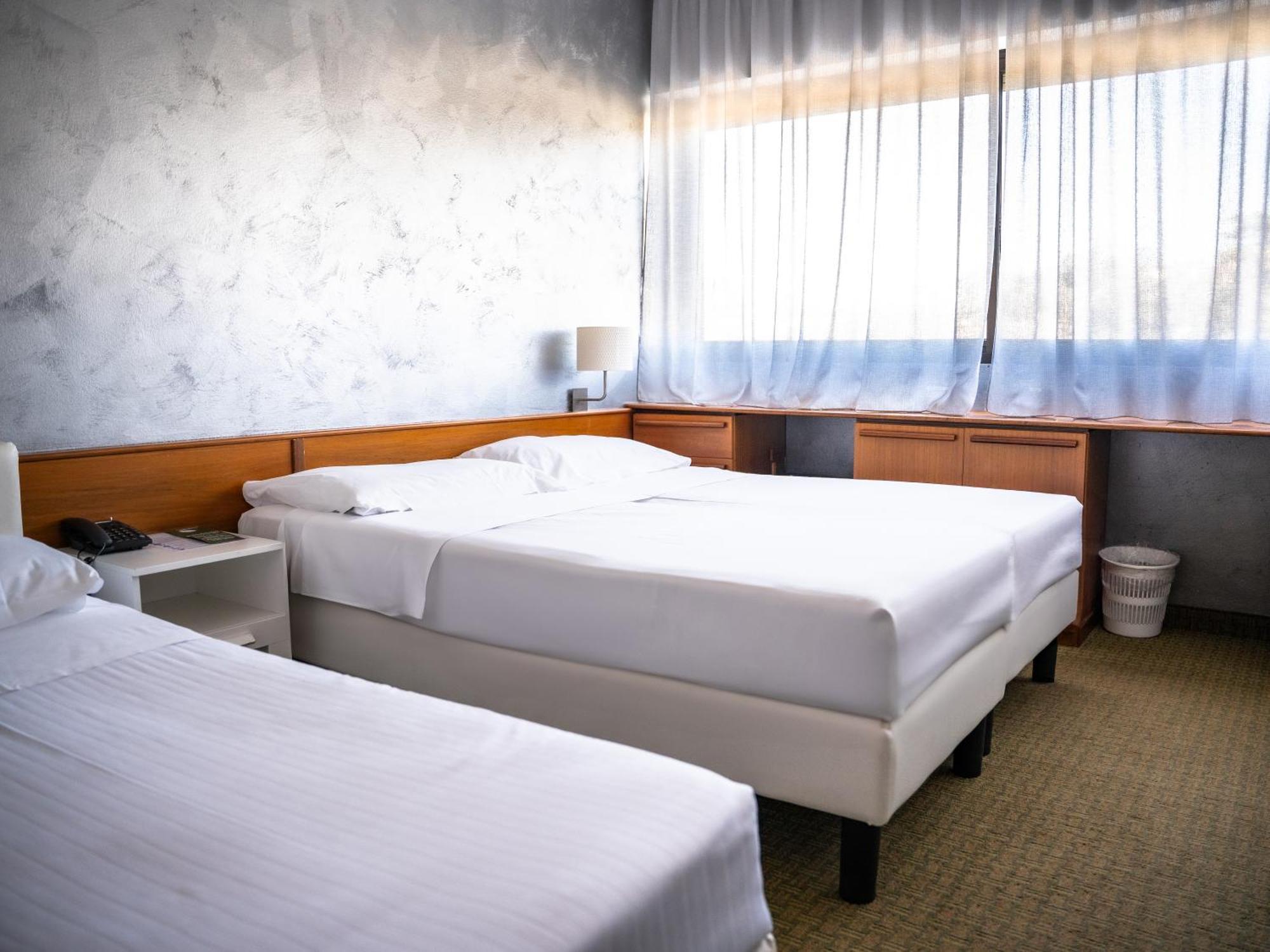 Hotel Valpolicella International Сан-Пьетро-ин-Карьяно Экстерьер фото